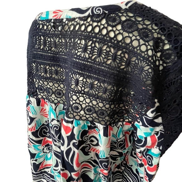 Crown & Ivy blouse size XL - Picture 15 of 16